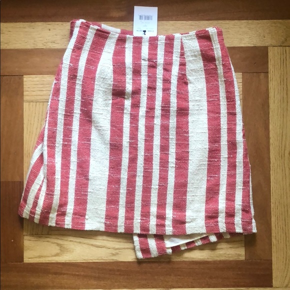 NWT!!! Free People It’s A Wrap Skirt. Size XS - Picture 2 of 4